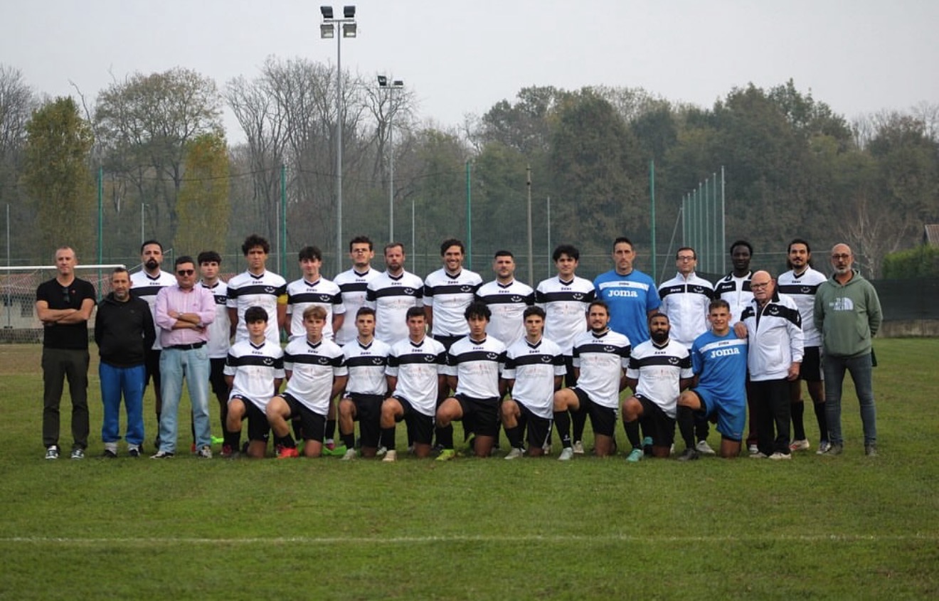La Prima Squadra della U.S. Pro Roasio, stagione 2026/27, schierata al Roasio Stadium di Roasio